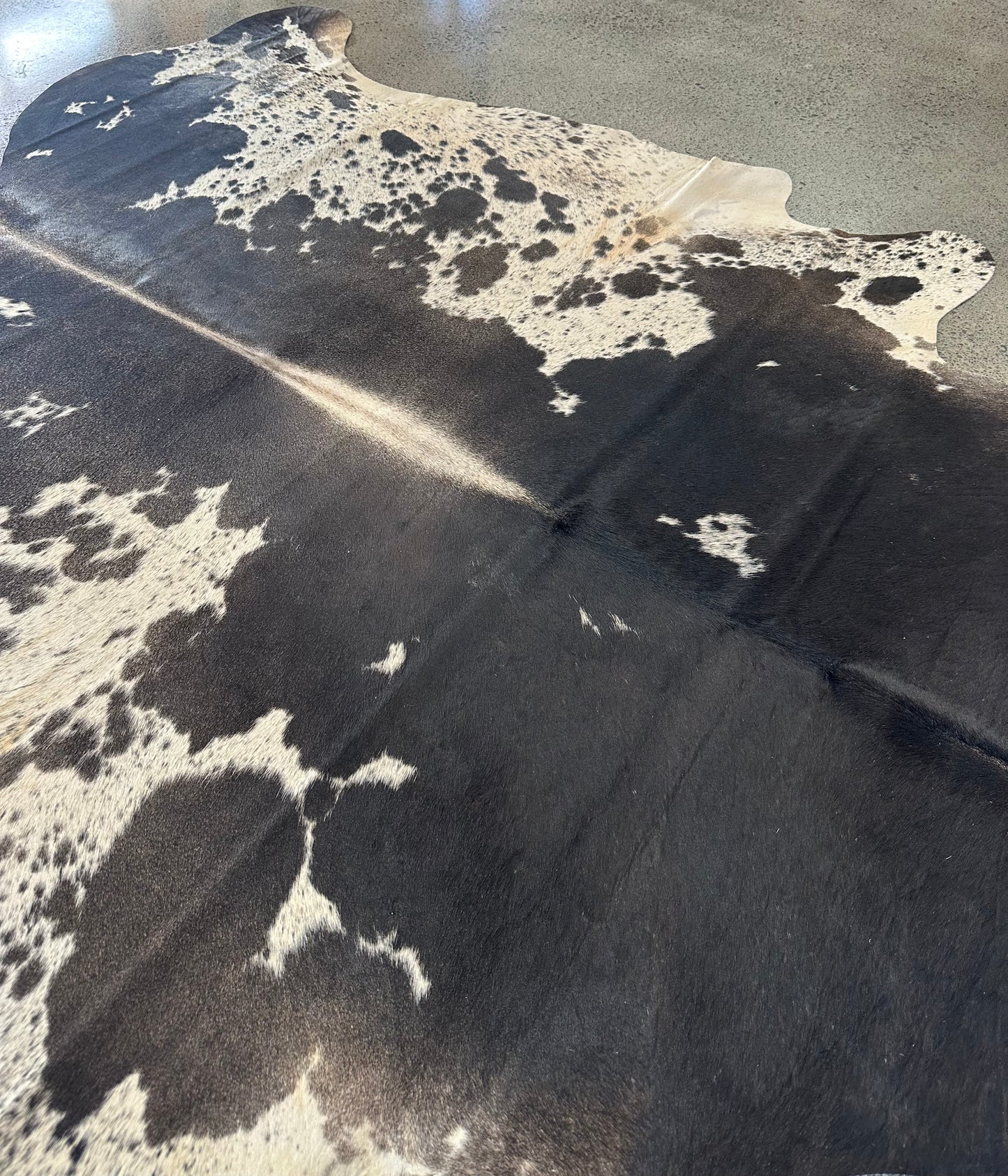 Large Cowhide Rug in Dark Brown & White Speckled