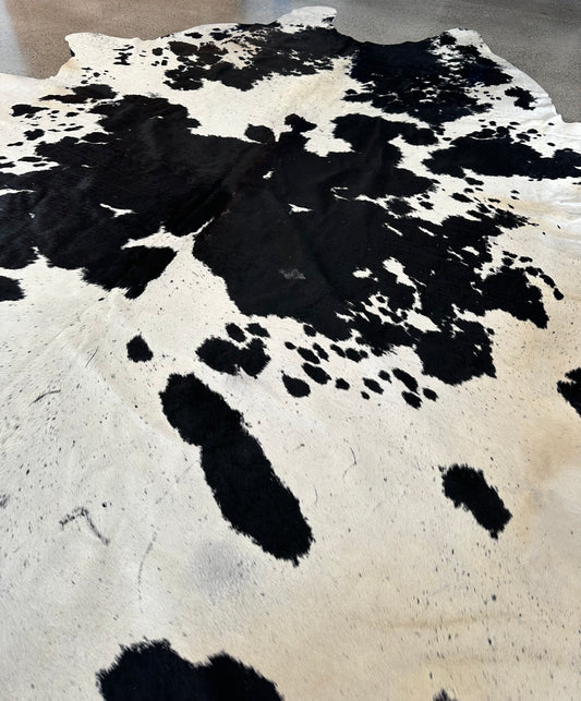Large Cowhide in Black & White