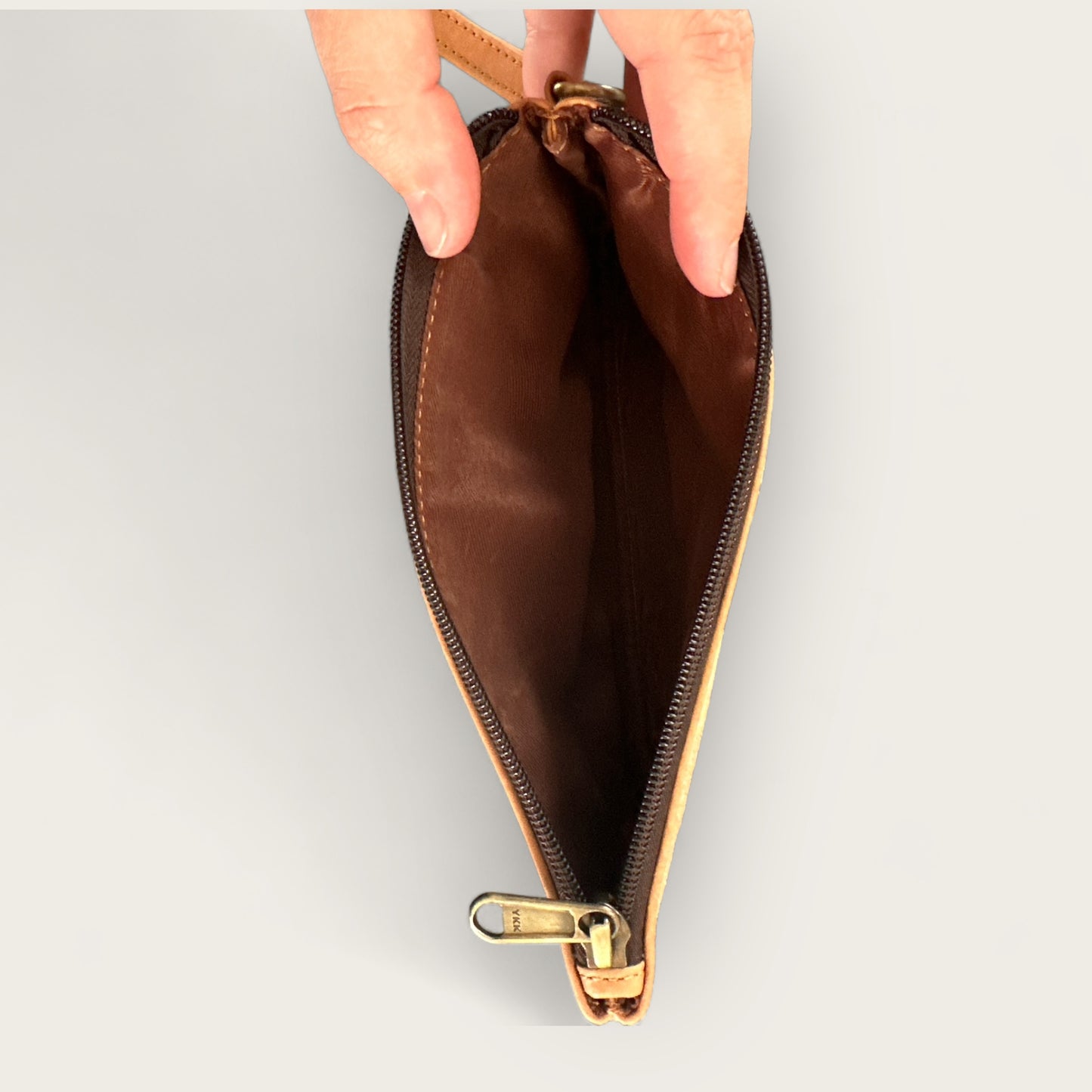Cowhide Clutch with detachable strap in tan