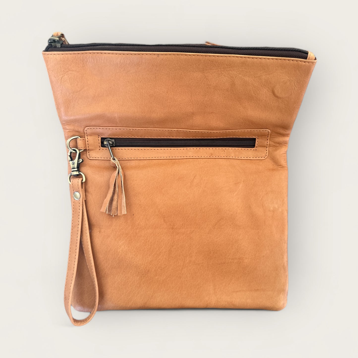 Cowhide & Leather Handbag with detachable hand strap in tan