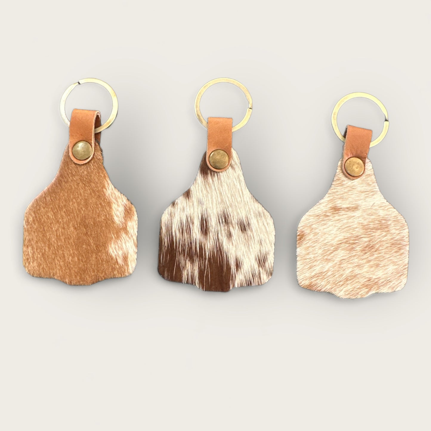 Cattle Tag Cowhide Keyring in Tan