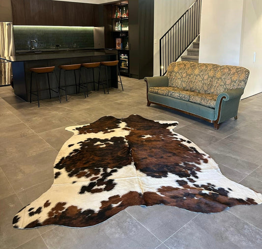 Why Cowhide Rugs Are a Sustainable Home Décor Choice
