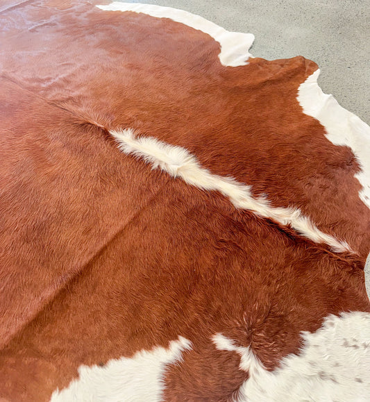Large Cowhide Rug Brown & White Hereford