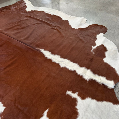 Large Premium Cowhide Rug Brown & White Hereford