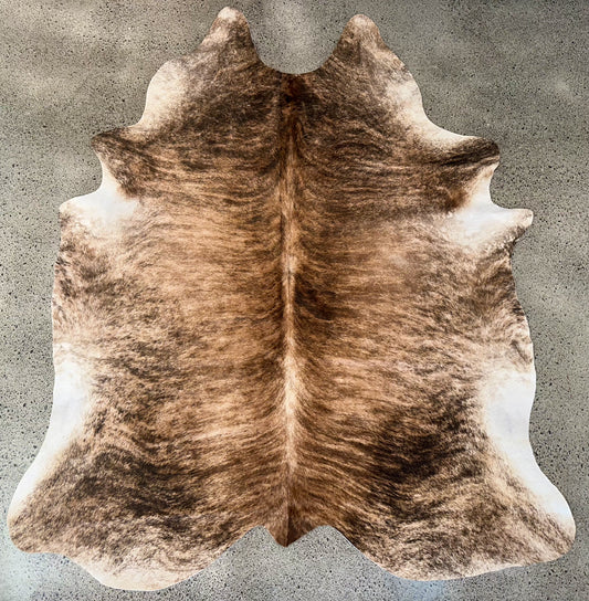 Large Premium Cowhide Rug in Brown and White Brindle