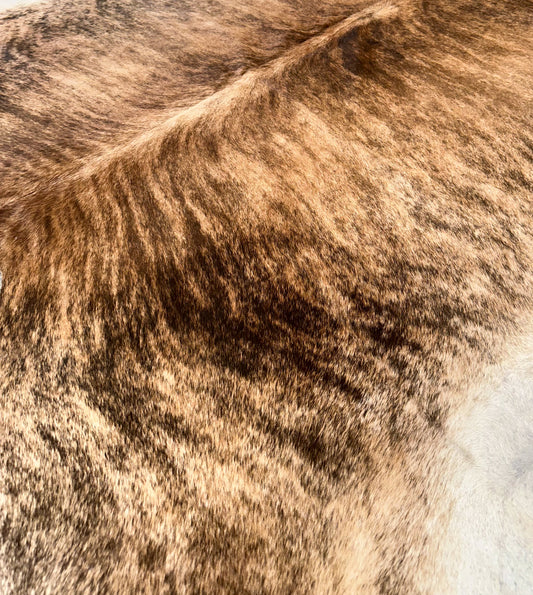 Large Premium Cowhide Rug in Brown and White Brindle