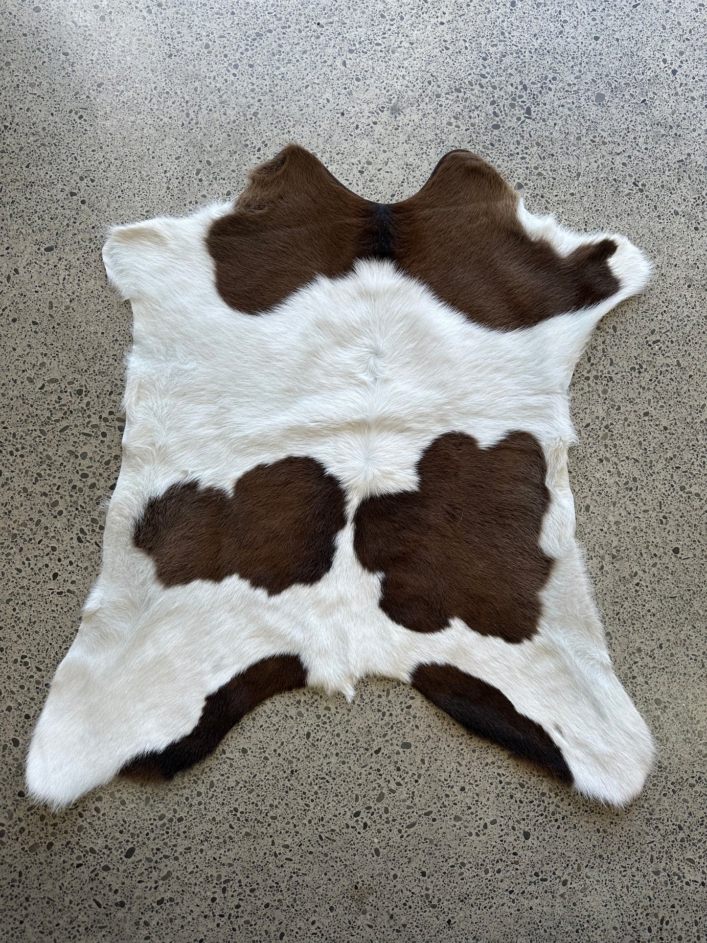 Premium calfskin in light brown and white